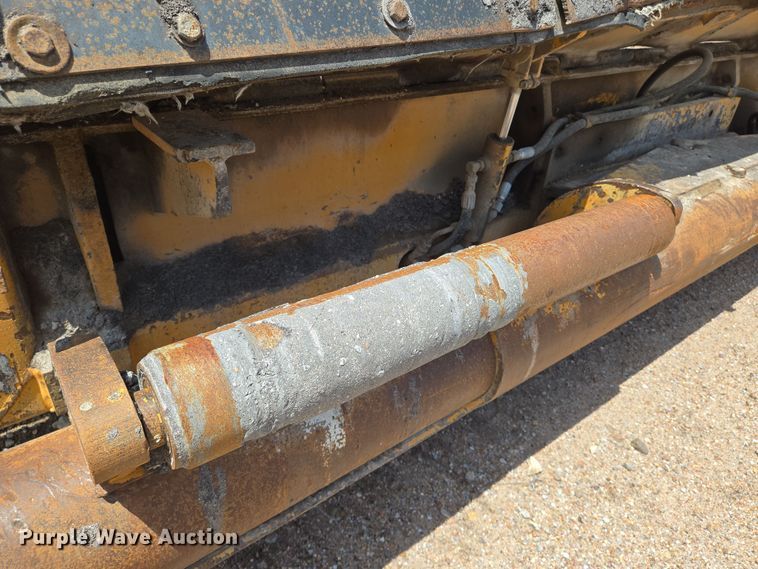 image for item EN8297 1998 Blaw-Knox RW-195D road widener