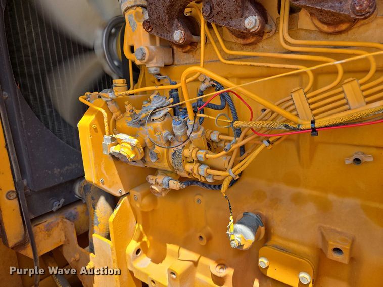 image for item EN8297 1998 Blaw-Knox RW-195D road widener