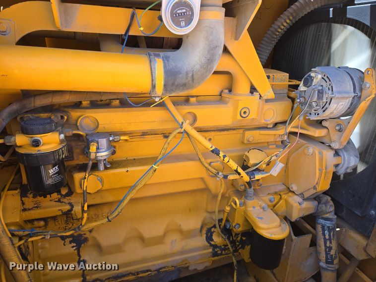 image for item EN8297 1998 Blaw-Knox RW-195D road widener