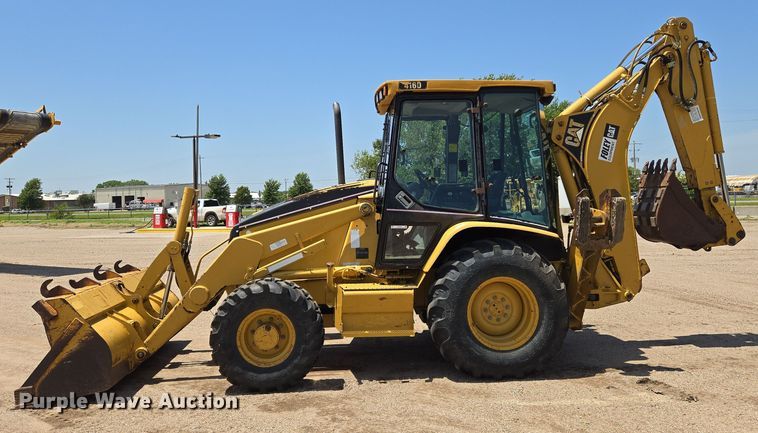 image for item EN8298 2002 Caterpillar 416D backhoe