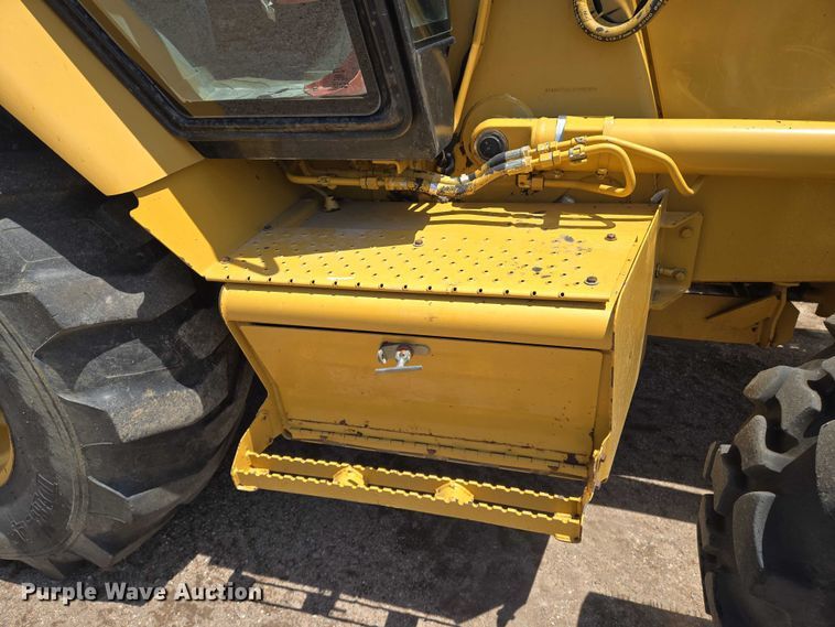 image for item EN8298 2002 Caterpillar 416D backhoe