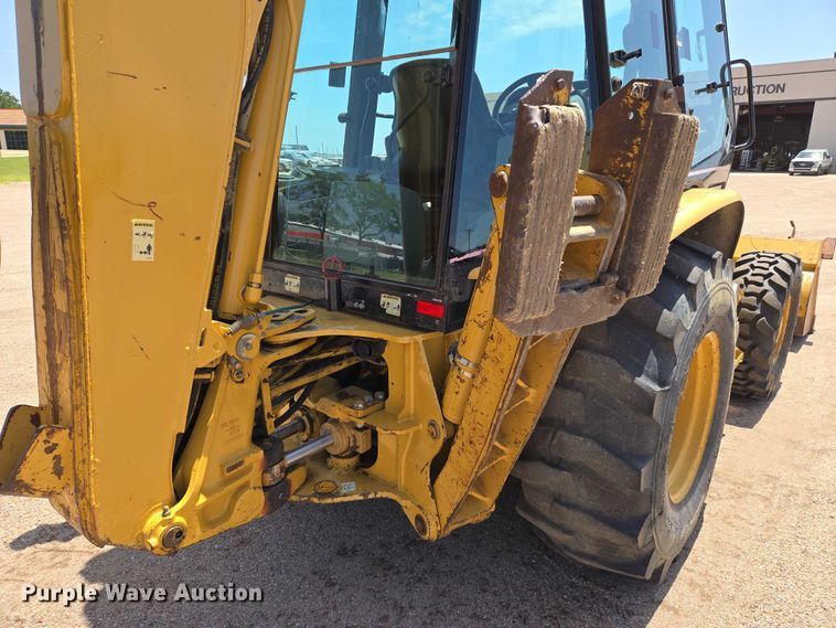 image for item EN8298 2002 Caterpillar 416D backhoe