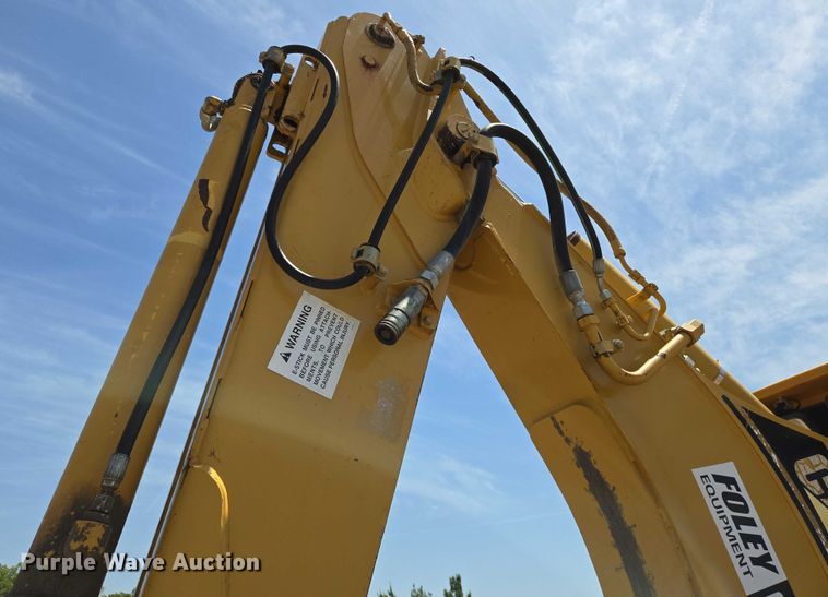image for item EN8298 2002 Caterpillar 416D backhoe