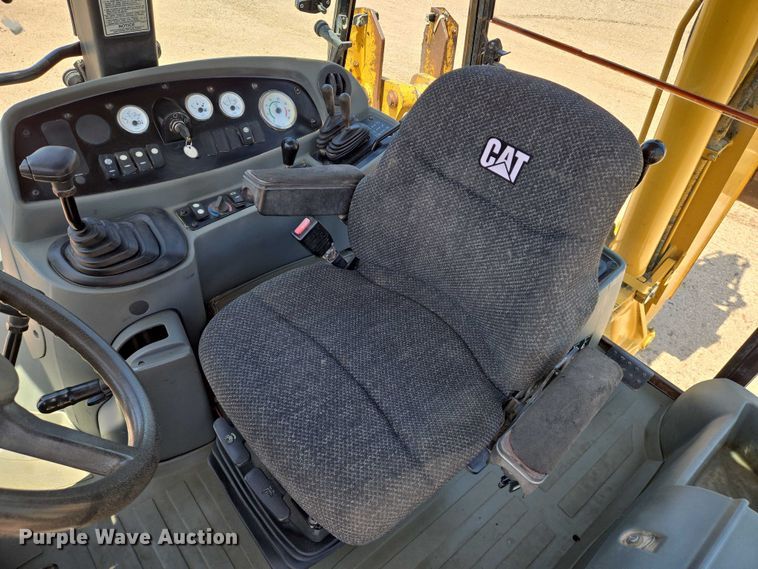 image for item EN8298 2002 Caterpillar 416D backhoe