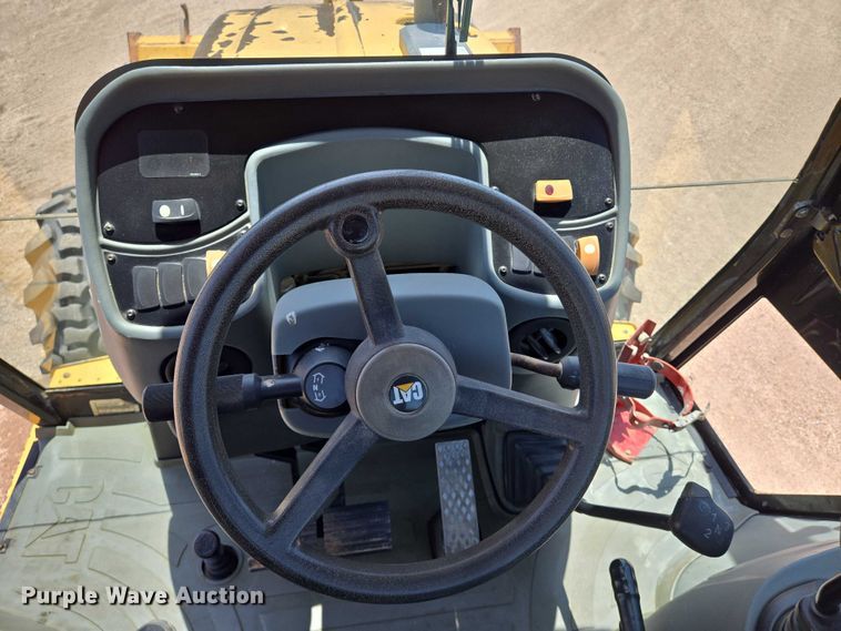 image for item EN8298 2002 Caterpillar 416D backhoe