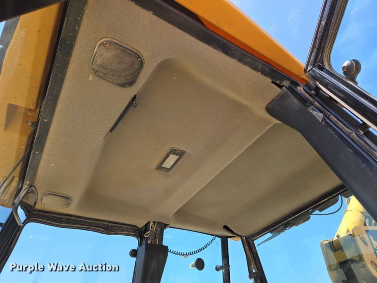image for item EN8298 2002 Caterpillar 416D backhoe
