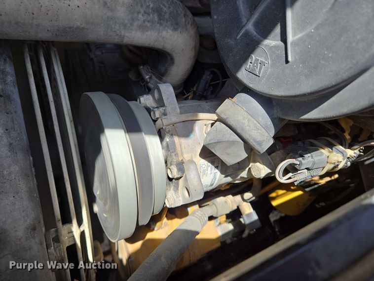 image for item EN8298 2002 Caterpillar 416D backhoe