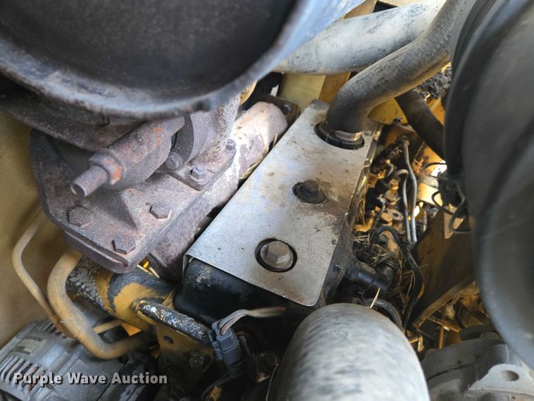 image for item EN8298 2002 Caterpillar 416D backhoe