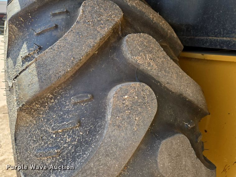 image for item EN8298 2002 Caterpillar 416D backhoe