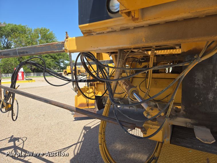 image for item EN8299 1999 CMI TR-4503 cold planer