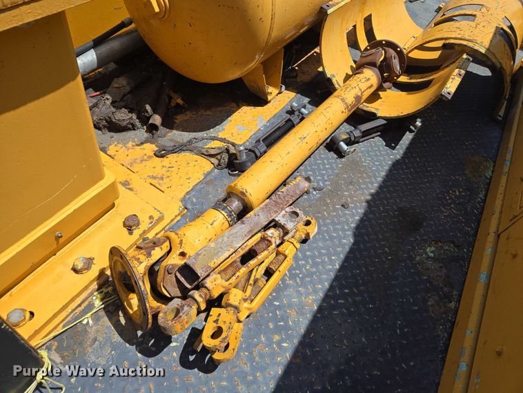 image for item EN8299 1999 CMI TR-4503 cold planer