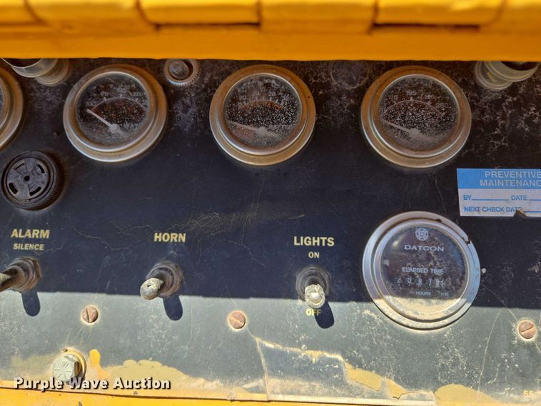 image for item EN8299 1999 CMI TR-4503 cold planer