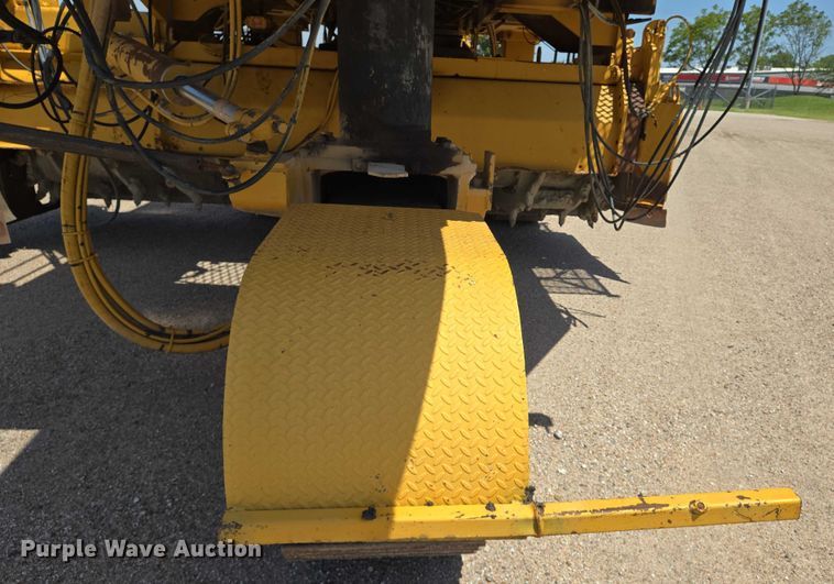 image for item EN8299 1999 CMI TR-4503 cold planer