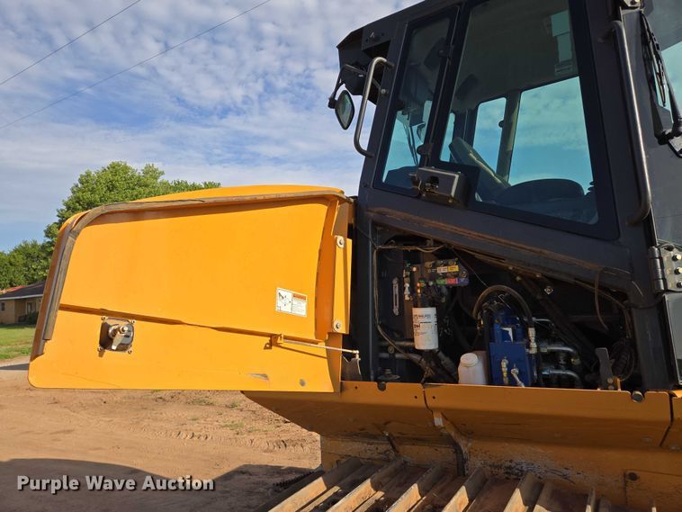 image for item EN8312 2016 Case 1150M WT dozer