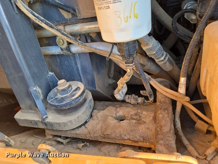 image for item EN8312 2016 Case 1150M WT dozer