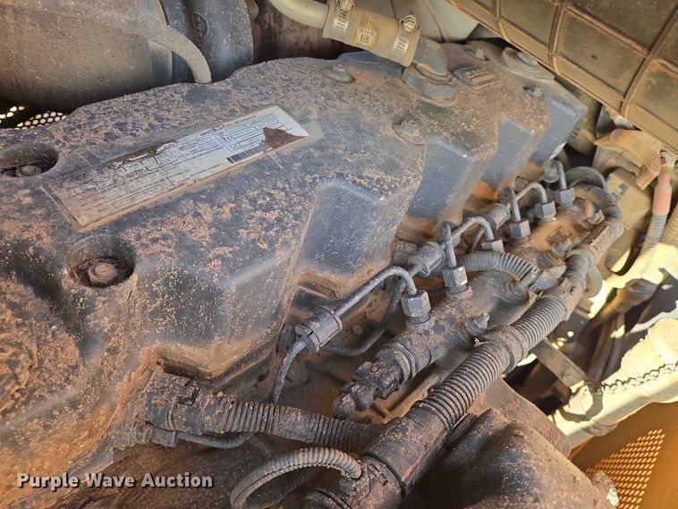 image for item EN8312 2016 Case 1150M WT dozer