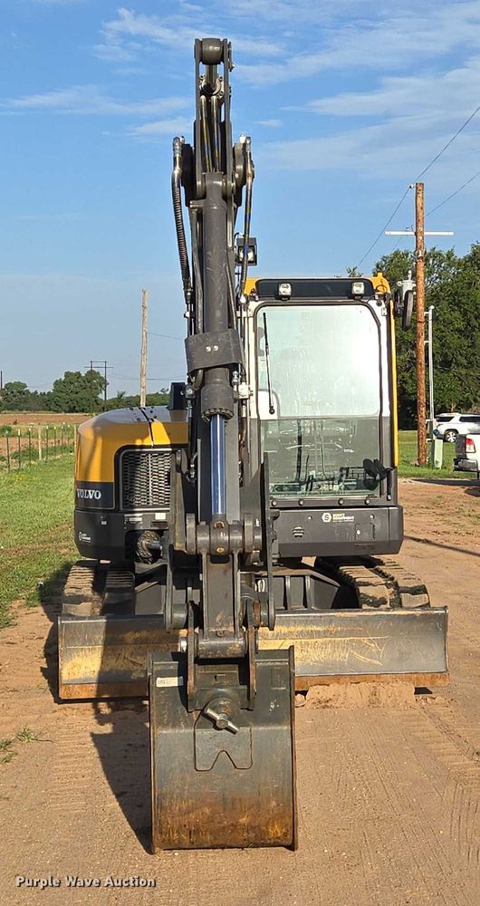 image for item EN8315 2023 Volvo ECR88D mini excavator