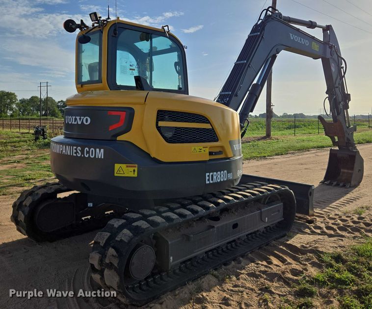 image for item EN8315 2023 Volvo ECR88D mini excavator