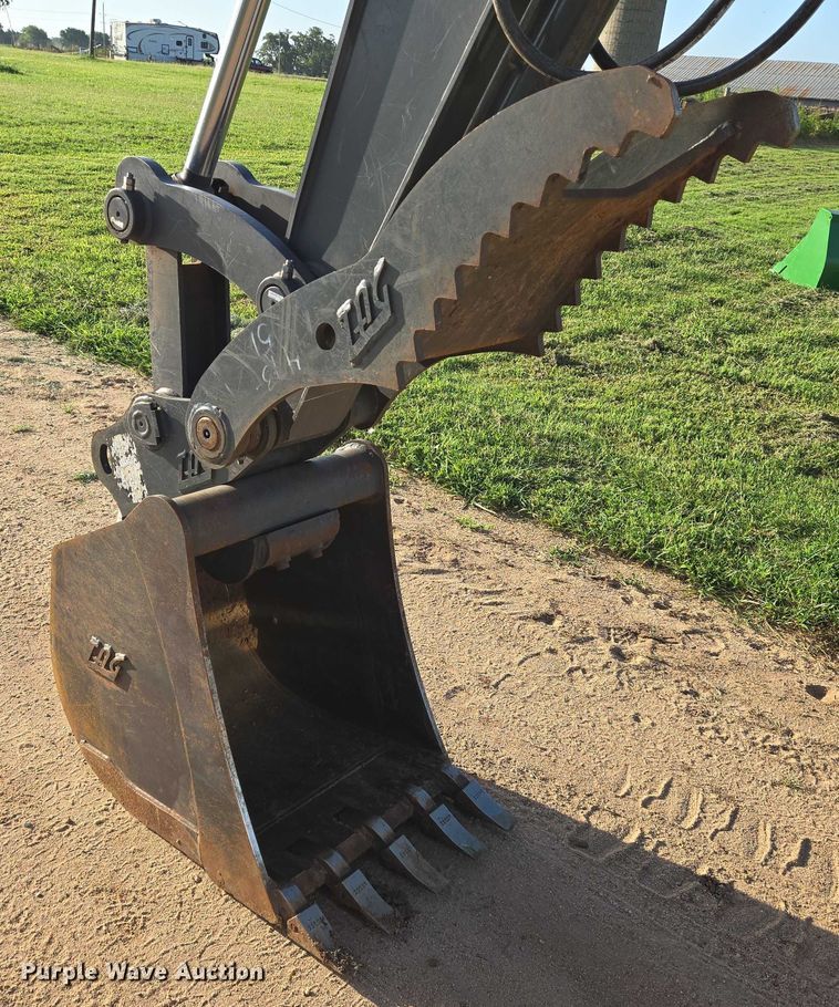 image for item EN8315 2023 Volvo ECR88D mini excavator