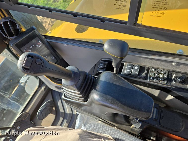 image for item EN8315 2023 Volvo ECR88D mini excavator