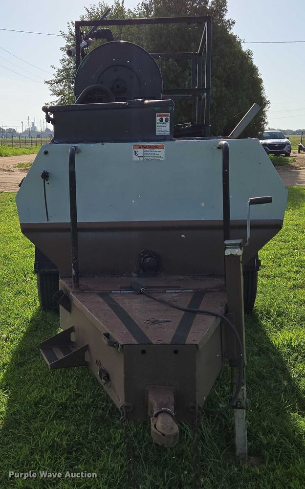 image for item EN8316 2007 Finn T-60 hydroseeder