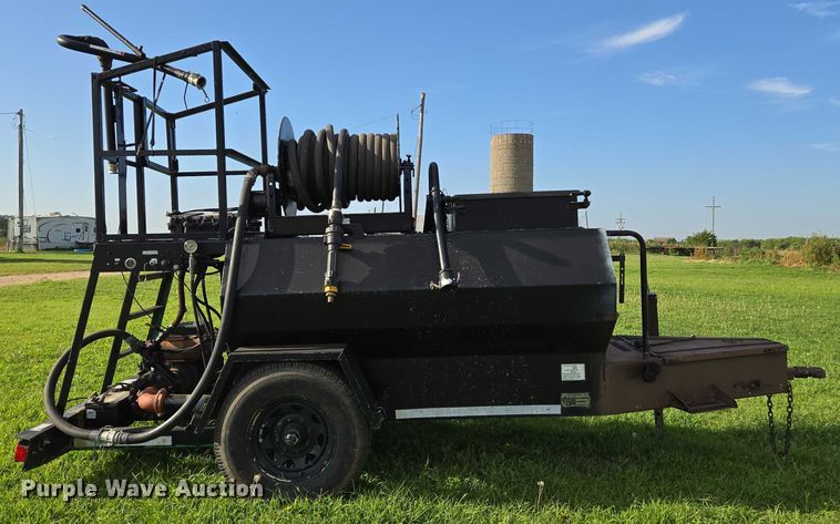 image for item EN8316 2007 Finn T-60 hydroseeder