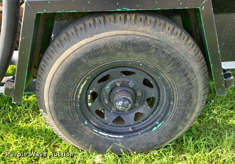 image for item EN8316 2007 Finn T-60 hydroseeder