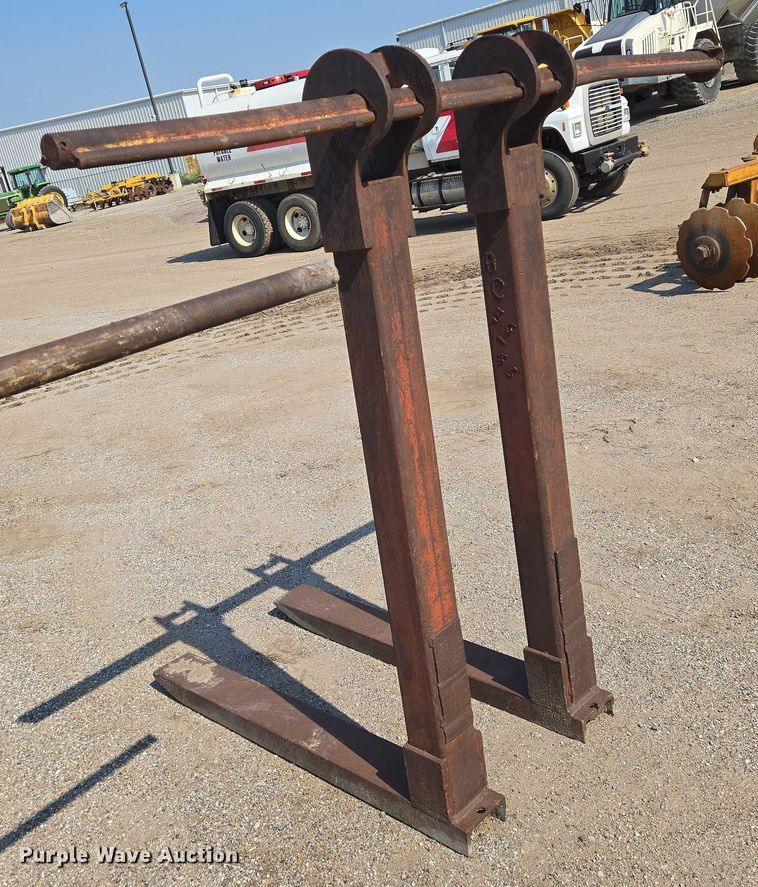 image for item EN8323 48