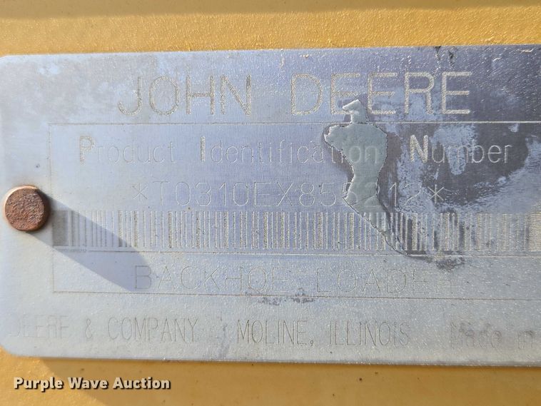 image for item EN8327 1999 John Deere 310E backhoe