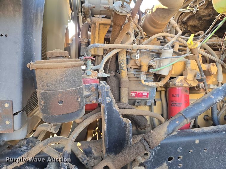 image for item EN8335 1997 Ford LT9000 water truck