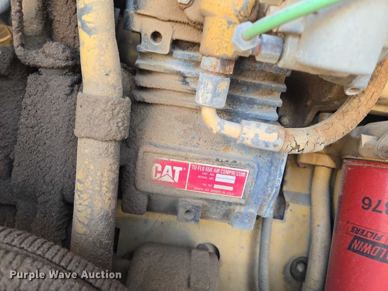 image for item EN8335 1997 Ford LT9000 water truck