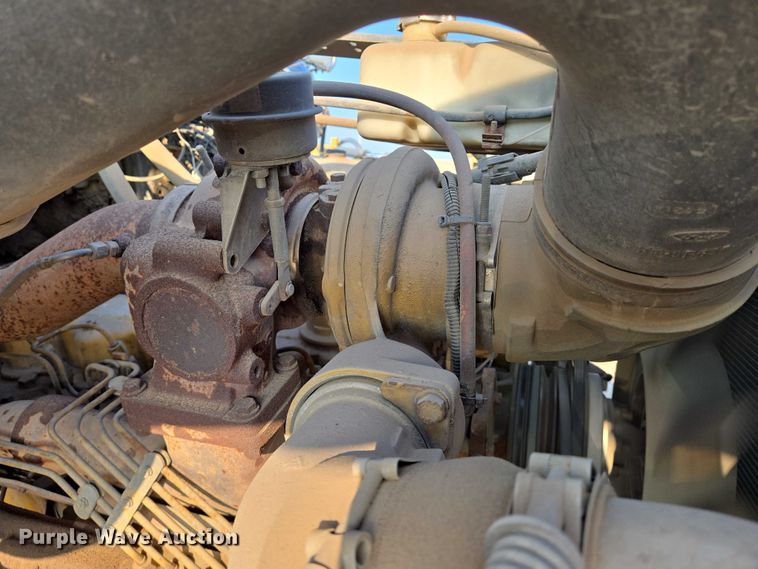 image for item EN8335 1997 Ford LT9000 water truck