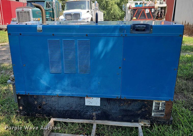 image for item EO1550 Miller Big Blue Air Pak Railroad Spec welder/generator