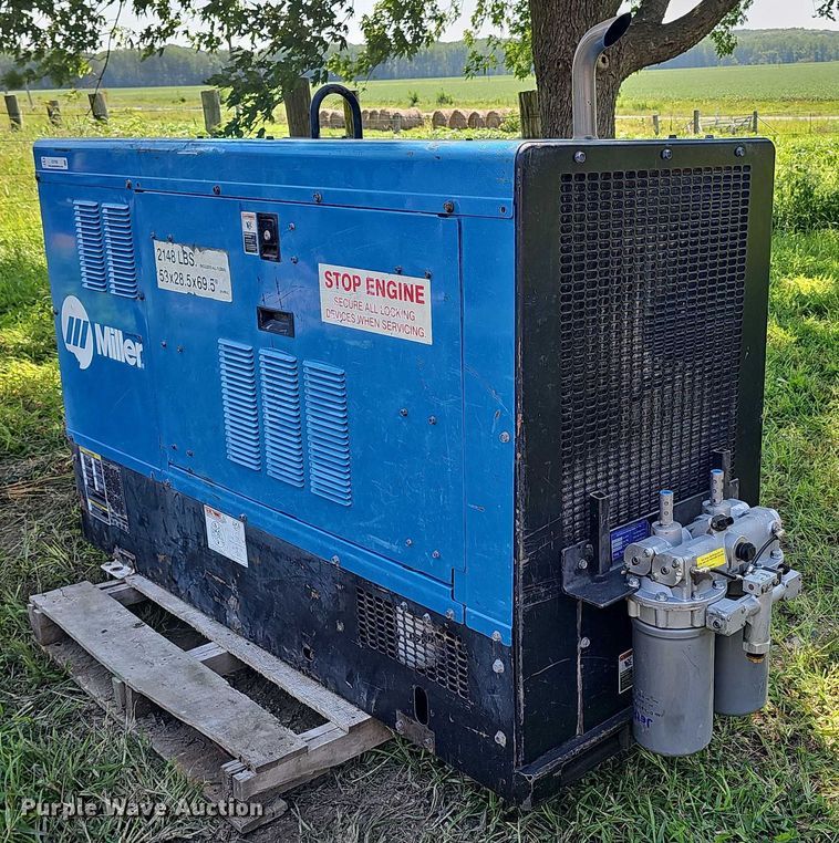 image for item EO1550 Miller Big Blue Air Pak Railroad Spec welder/generator