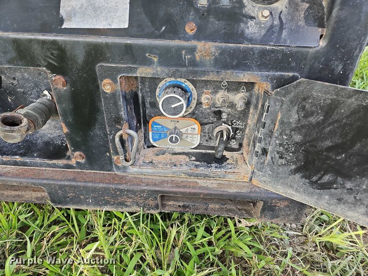 image for item EO1550 Miller Big Blue Air Pak Railroad Spec welder/generator