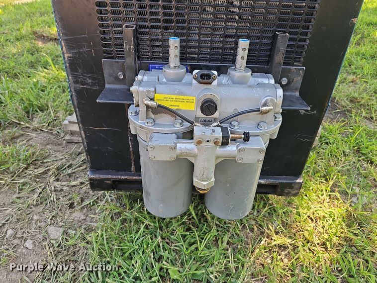 image for item EO1550 Miller Big Blue Air Pak Railroad Spec welder/generator