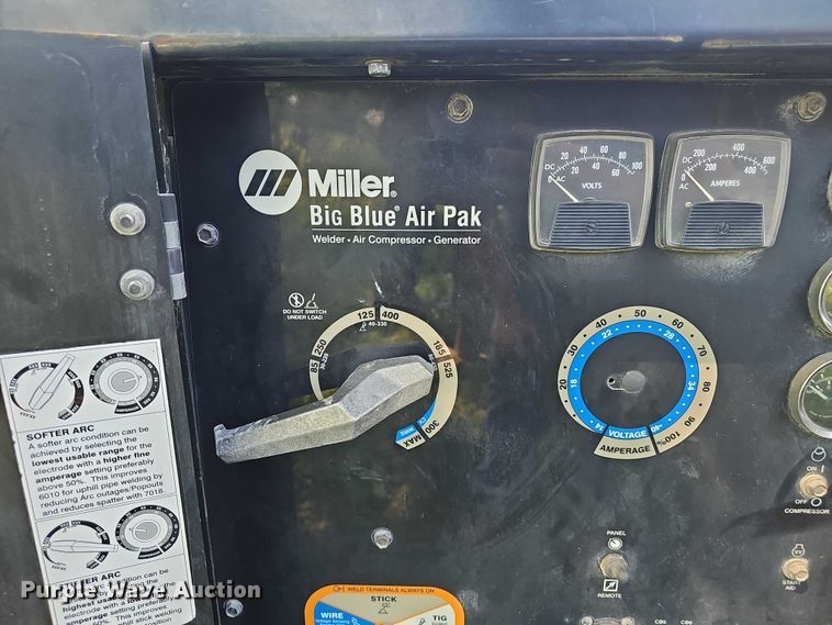 image for item EO1550 Miller Big Blue Air Pak Railroad Spec welder/generator