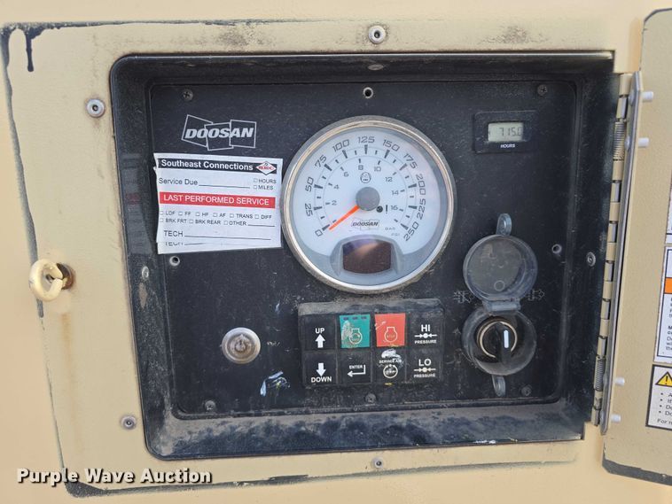 image for item EO1578 2019 Doosan P425/HP375WCU-T4F air compressor