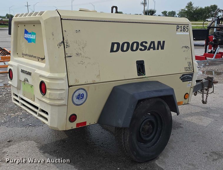 image for item EO1595 2015 Doosan P185WDZ-T4F air compressor