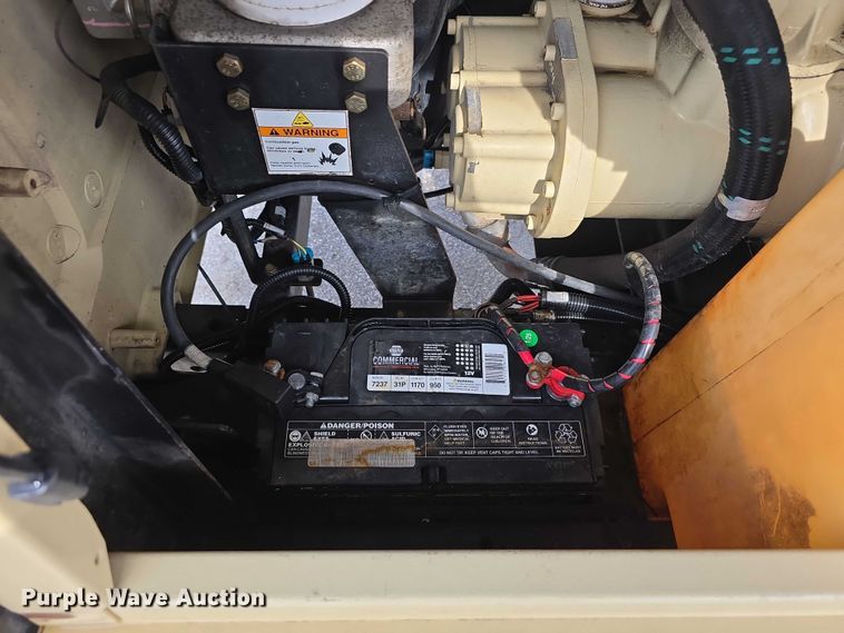 image for item EO1595 2015 Doosan P185WDZ-T4F air compressor