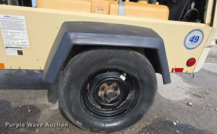 image for item EO1595 2015 Doosan P185WDZ-T4F air compressor