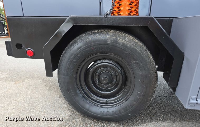 image for item EO1597 Winco MD65/F generator