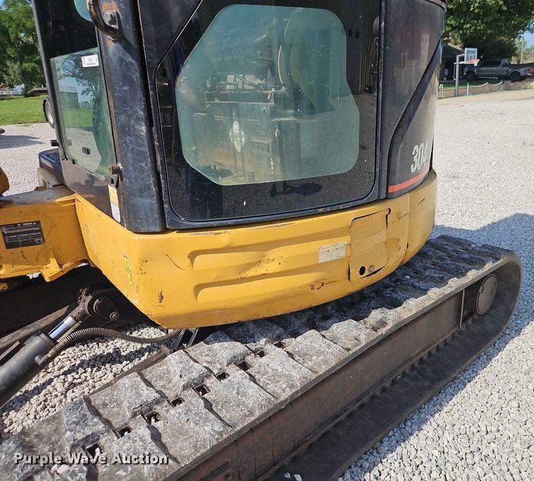 image for item EO4562 2005 Caterpillar 304 mini excavator