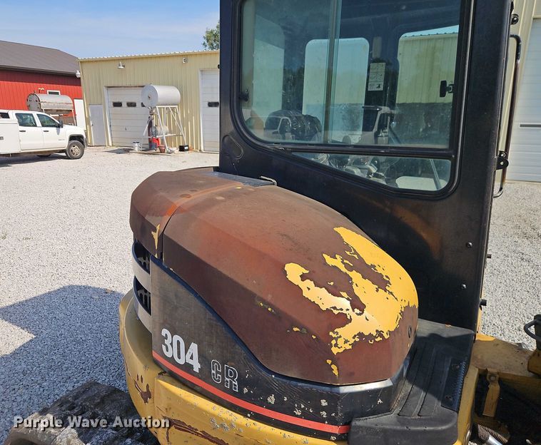 image for item EO4562 2005 Caterpillar 304 mini excavator