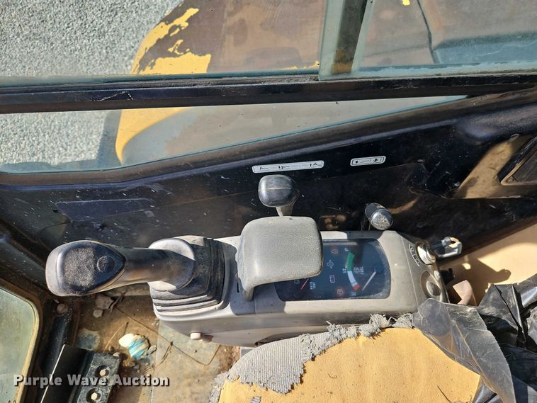 image for item EO4562 2005 Caterpillar 304 mini excavator