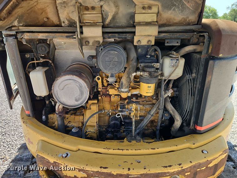 image for item EO4562 2005 Caterpillar 304 mini excavator