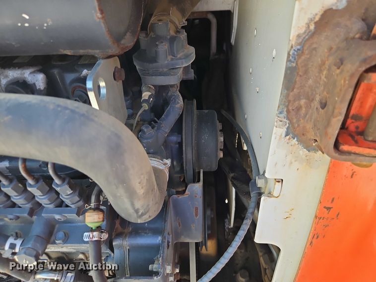 image for item EO4563 2004 Bobcat S220 skid steer loader