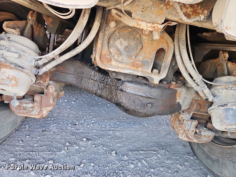 image for item EO4566 2015 Mack GU813 dump truck