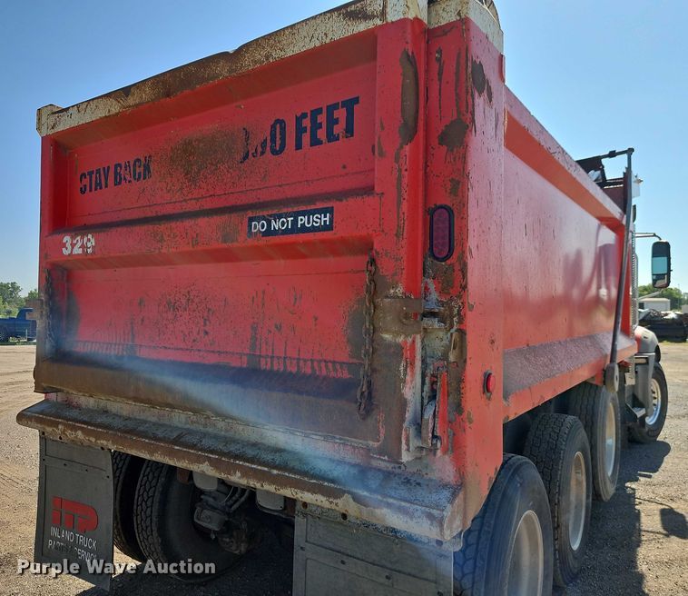 image for item EO4566 2015 Mack GU813 dump truck