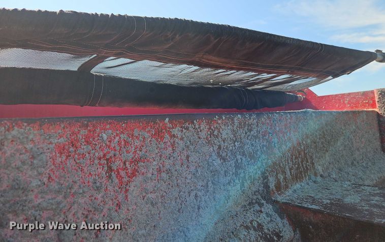 image for item EO4566 2015 Mack GU813 dump truck